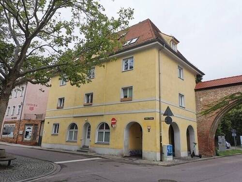 Südostansicht - Gepflegte und helle 4 Zimmer-Altstadtwohnung mit Garage