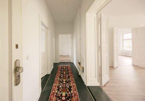 flur - 3 Zimmer Etagenwohnung in Berlin