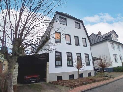 Außenansicht - 7 Zimmer Einfamilienhaus zum Kaufen in Bremerhaven