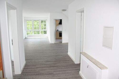 Bild 13 - Top renovierte Dachgeschoss Wohnung mit großer Loggia und Balkon!