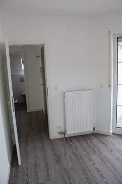 Zimmer 2 - 