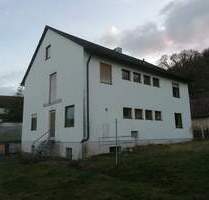 Entkerntes Einfamilienhaus in Plankstetten - Berching