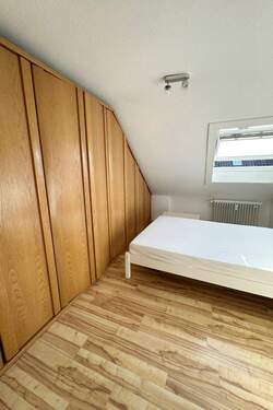 Blick ins Schlafzimmer - 