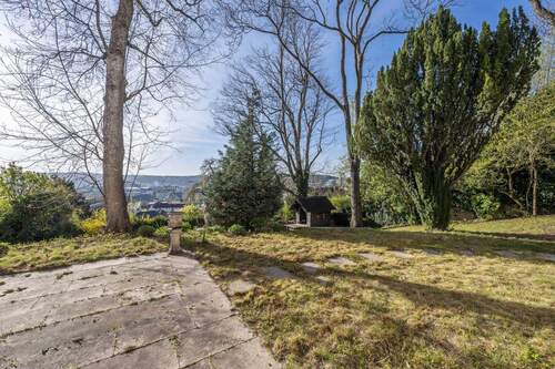 Aussicht - 6 Zimmer Etagenwohnung zum Kaufen in Stuttgart Stuttgart-Mitte