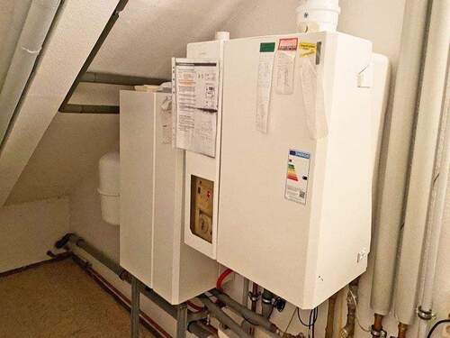 Eine der zeitgem. Heizungen - 