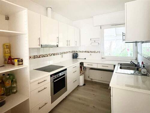 Küche - 5 Zimmer Einfamilienhaus in Berlin