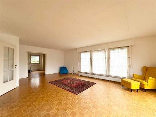 Wohnzimmer mit Blick ins Arbeitszimmer - Einfamilienhaus mit 152,00 m&sup2; in Berlin zum Kaufen