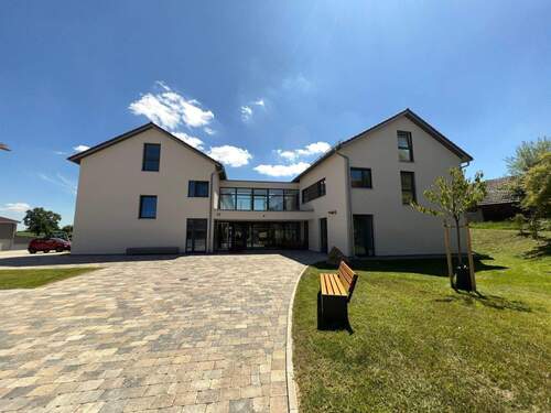 Ansprechend. Komfortabel. Grün. - 