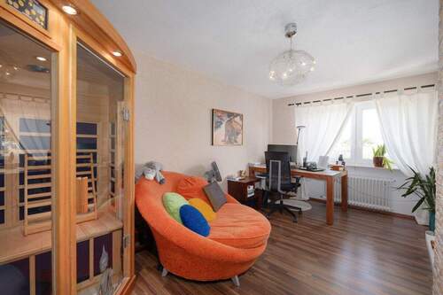 Büro und Sauna OG - 