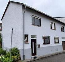 Neuer Preis - Ansprechend renoviertes Einfamilienhaus mit kleinem Garten und Garage - Hochspeyer