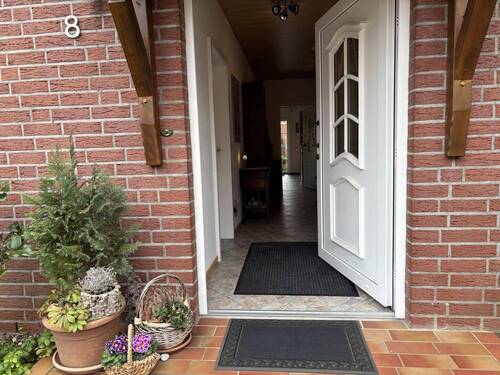 Eingang - 3 Zimmer Bungalow zum Kaufen in Uelzen