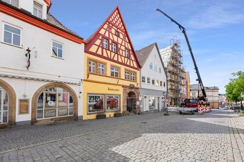 Bild 2 - 1 Zimmer Mehrfamilienhaus, Wohnhaus zum Kaufen in Kulmbach