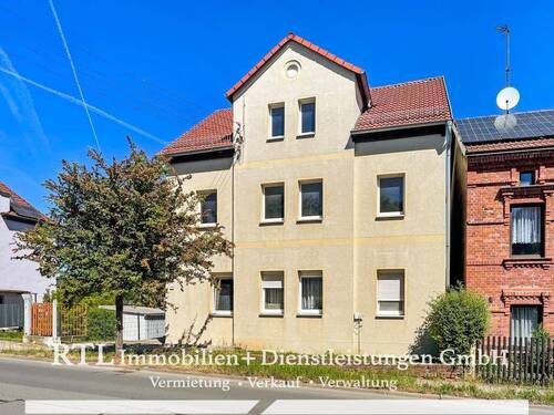 Außenansicht - Mehrfamilienhaus mit weitläufigem Gartengrundstück (A1677)