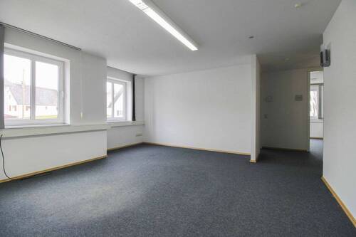 1. Zimmer - Etagenwohnung mit 99,10 m² in Holzheim zum Kaufen
