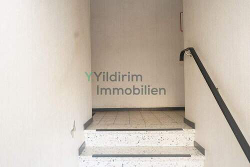 Treppenhaus - Etagenwohnung mit 105,80 m&sup2; in Cuxhaven zum Kaufen