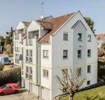 Helle 3,5-Zimmer-Erdgeschosswohnung mit Balkon und Garage in ruhiger Wohnlage von Ostrach