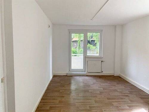 Wohnzimmer - Etagenwohnung mit 46,90 m&sup2; in Hermsdorf zur Miete