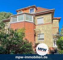 Ruhig gelegenes Mehrfamilienhaus mit großem Garten und viel Potenzial - Berlin