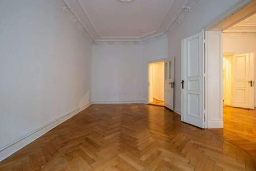 4 - Etagenwohnung mit 185,00 m&sup2; in Berlin zum Kaufen