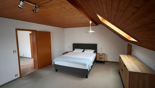 Schlafzimmer DG - 