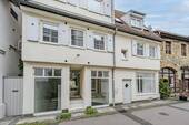 Straßenansicht 1 - 8 Zimmer Mehrfamilienhaus, Wohnhaus in Stuttgart