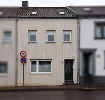 Reihenmittelhaus mit Wohlfühlgarten - familienfreundliches Wohnen mit Geschichte - Grevenbroich Orken