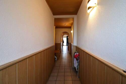 Flur - 5 Zimmer Reihenmittelhaus zum Kaufen in Grevenbroich