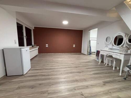 Teilansicht vom Schlafzimmer im UG.jpeg - 