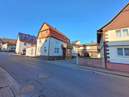 20260225_161517.jpg - Mehrfamilienhaus, Wohnhaus mit 251,00 m&sup2; in Philippsthal zum Kaufen