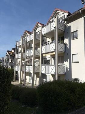 aussen balkone-terrassen.jpg - Moderne 3-Zimmer-Gartengeschoss Wohnung in 88709 Meersburg