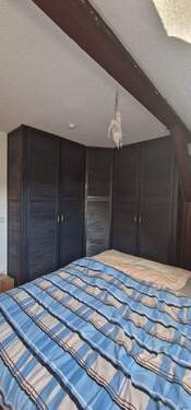 Kleiderschrank - 
