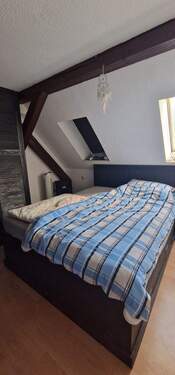 Bettgestell ohne Matratze - 