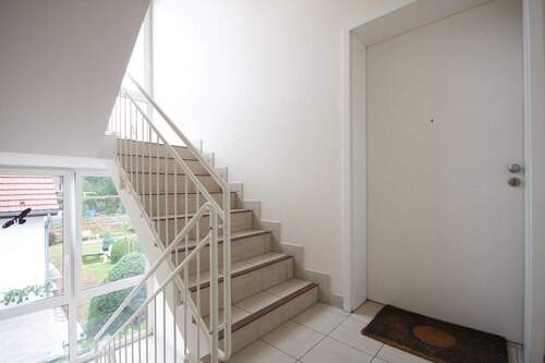 Treppenhaus - Etagenwohnung mit 85,00 m² in Falkensee zum Kaufen