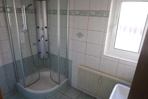 Duschbadezimmer - 