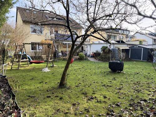 Garten - 4 Zimmer Etagenwohnung zum Kaufen in Köln