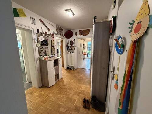 Flur - Etagenwohnung mit 105,00 m&sup2; in Köln zum Kaufen