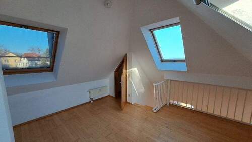 Galeriezimmer 2.jpg - 