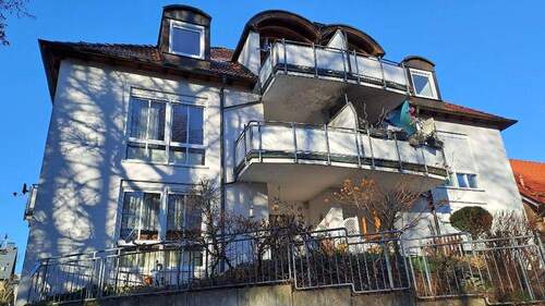 Hausrückansicht.jpg - 2 Zimmer Etagenwohnung zum Kaufen in Dresden