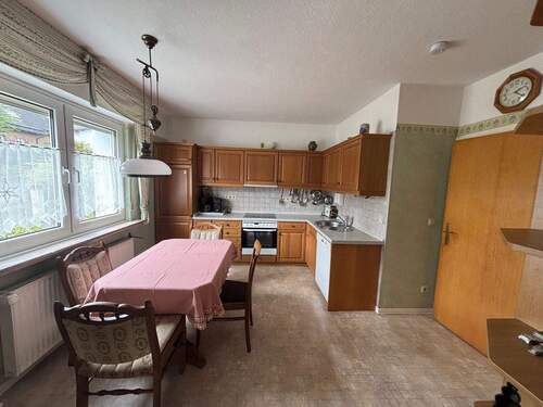 Teilansicht von der Küche im EG - 