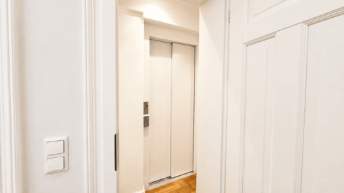 Liftzugang in Wohnung - 