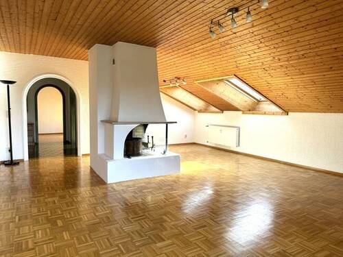 ...Essen - Etagenwohnung mit 122,00 m² in Murnau am Staffelsee zur Miete