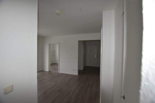 Blick vom hinteren Flur Richtung Esszimmer - 