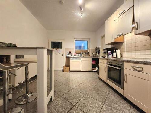 Küche mit Essbereich - 