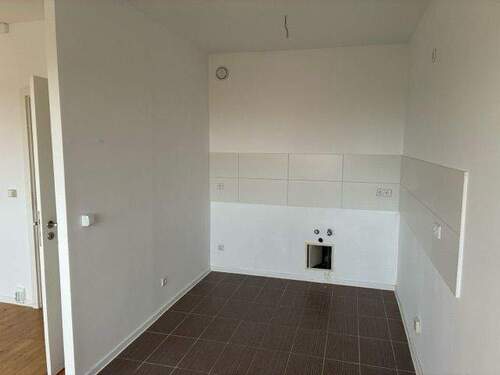 Küchenraum (Tür Flur geschlossen) - Etagenwohnung mit 57,00 m&sup2; in Halle (Saale) zur Miete