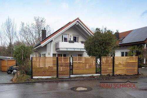 Bild 3 - 5 Zimmer Einfamilienhaus in Hilzingen