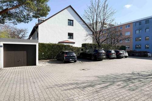 Parkplatz - 