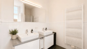 Gut ausgestattes Badezimmer - 