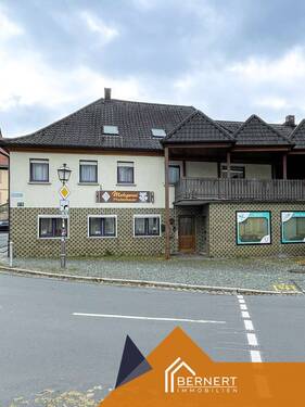 Außenansicht - 1 Zimmer Mehrfamilienhaus, Wohnhaus zum Kaufen in Altenkunstadt
