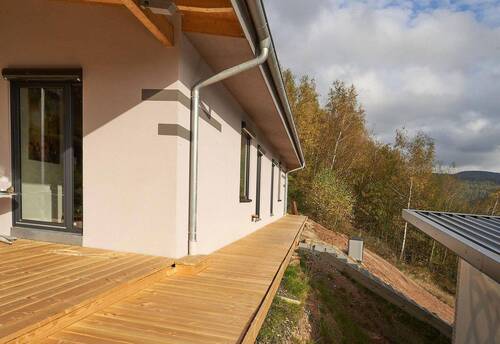 Westseite Blickrichtung Ost - 