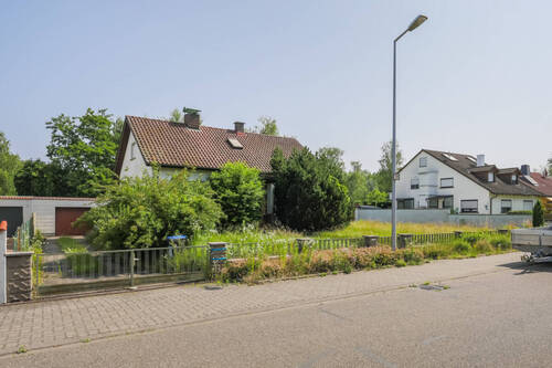 Straßenansicht - Grundstück zum Kaufen in Karlsruhe / Daxlanden